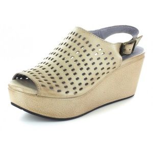 Chocolat blu wedge sandals